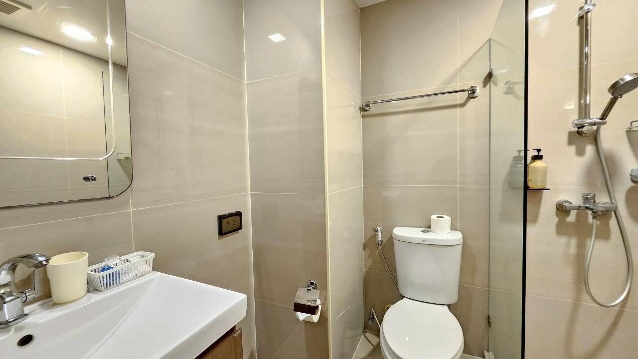 Photo of Bathroom in Din Daeng