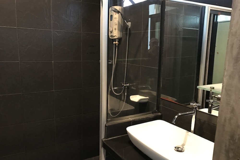 Photo of Bathroom in Khanom