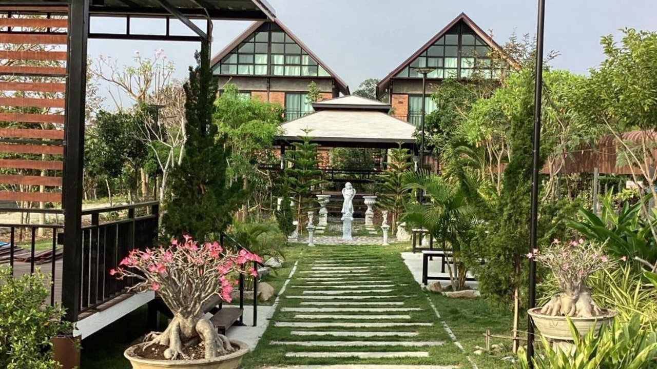 Photo of Outdoor in Khanong Phra