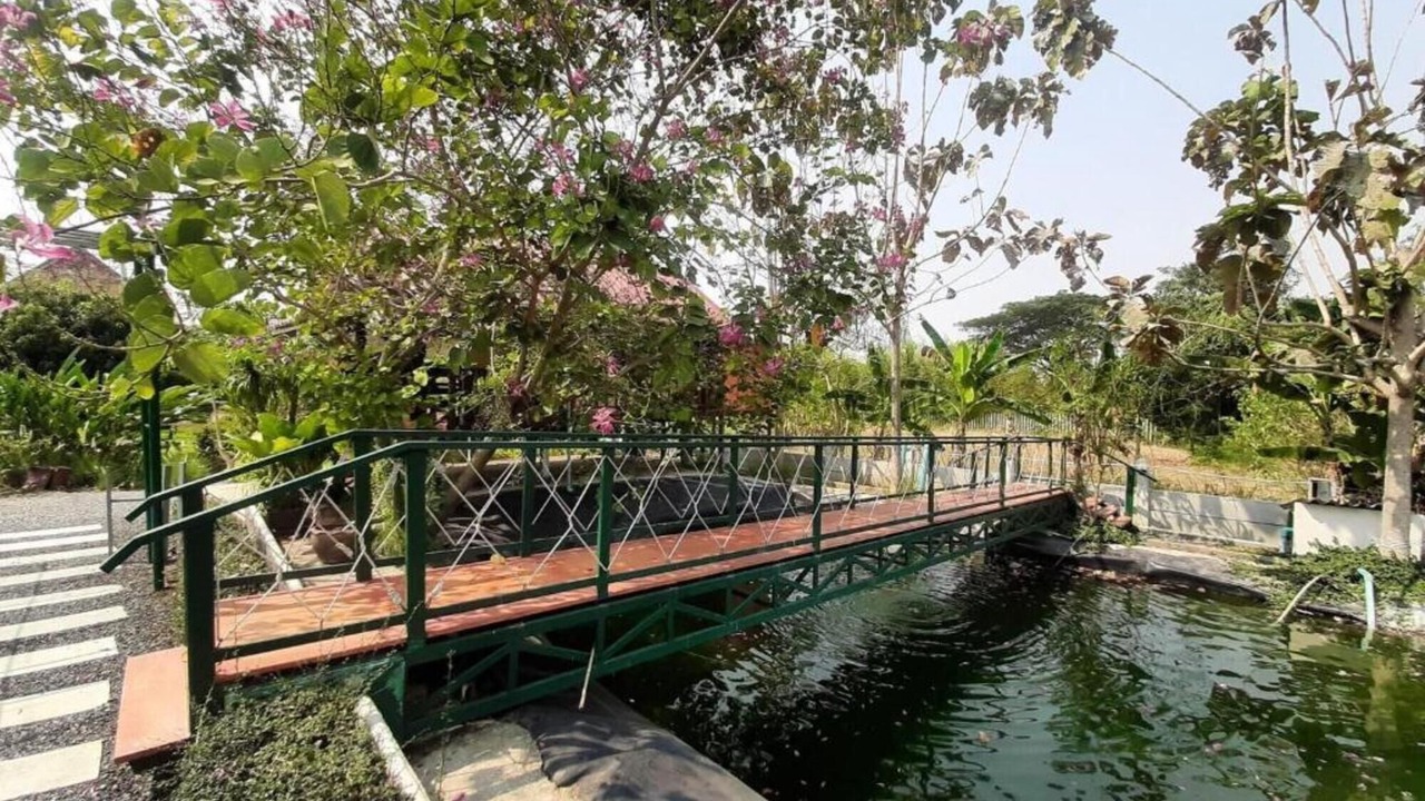 Photo of Outdoor in Khanong Phra