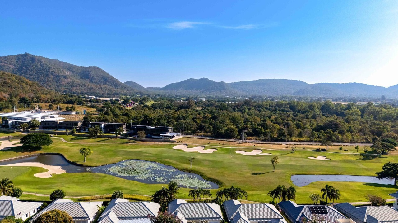 Photo of Outdoor in Hin Lek Fai