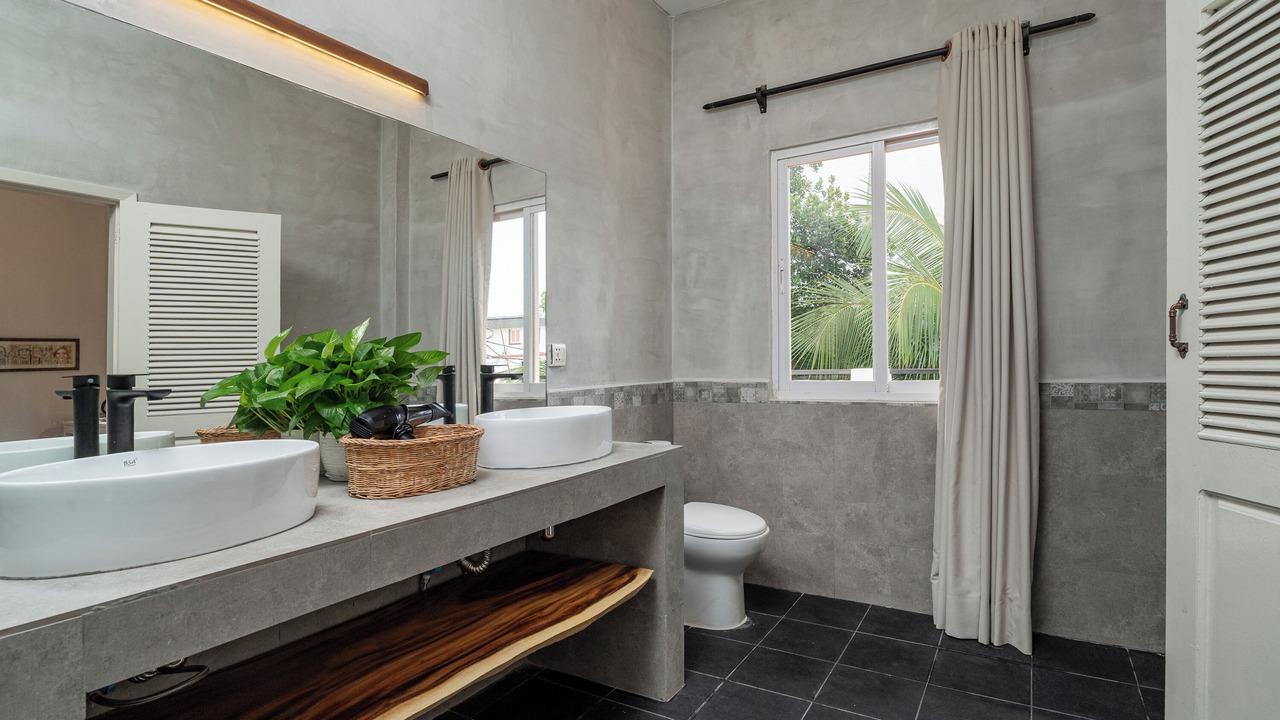Photo of Bathroom in Daun Penh