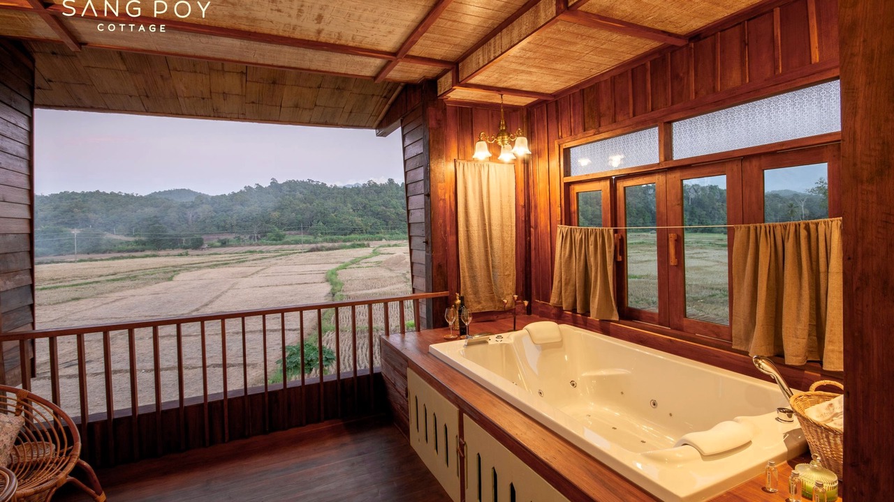 Photo of Bedroom in Pang Mu
