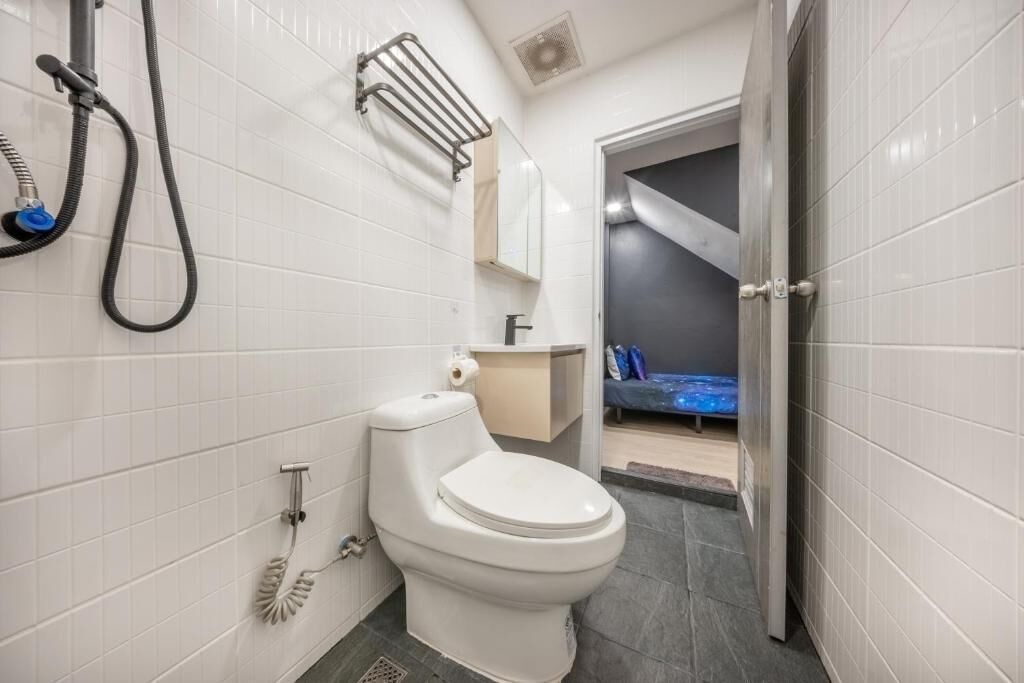 Photo of Bathroom in Don Muang