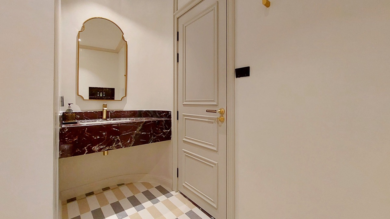 Photo of Bathroom in Pratunam