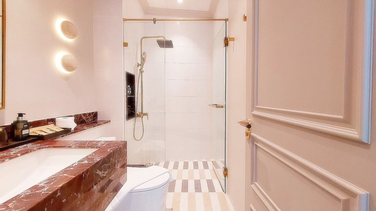 Photo of Bathroom in Pratunam