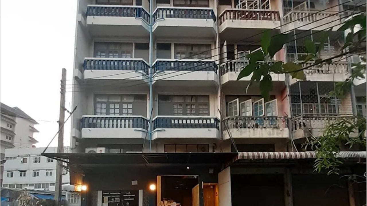 Photo of Outdoor in Thung Maha Mek