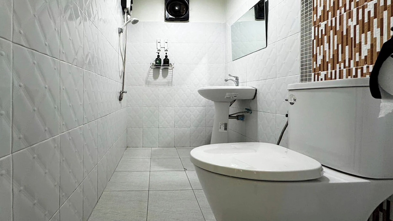 Photo of Bathroom in Pua
