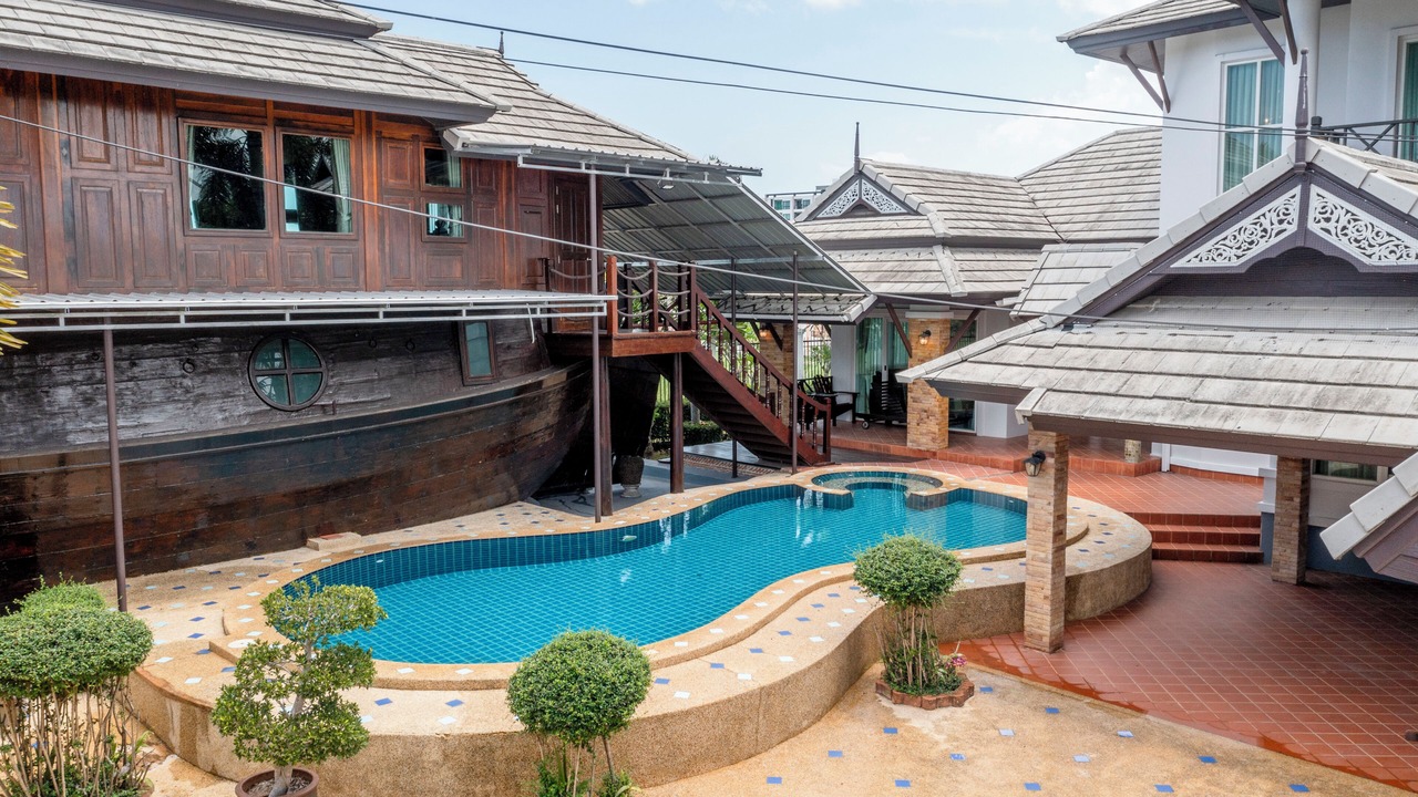 Photo of Outdoor in Central Pattaya