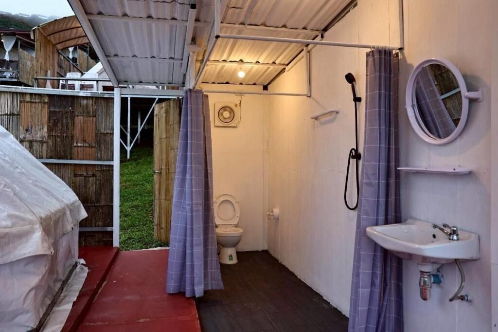 Photo of Bathroom in Mae Rim