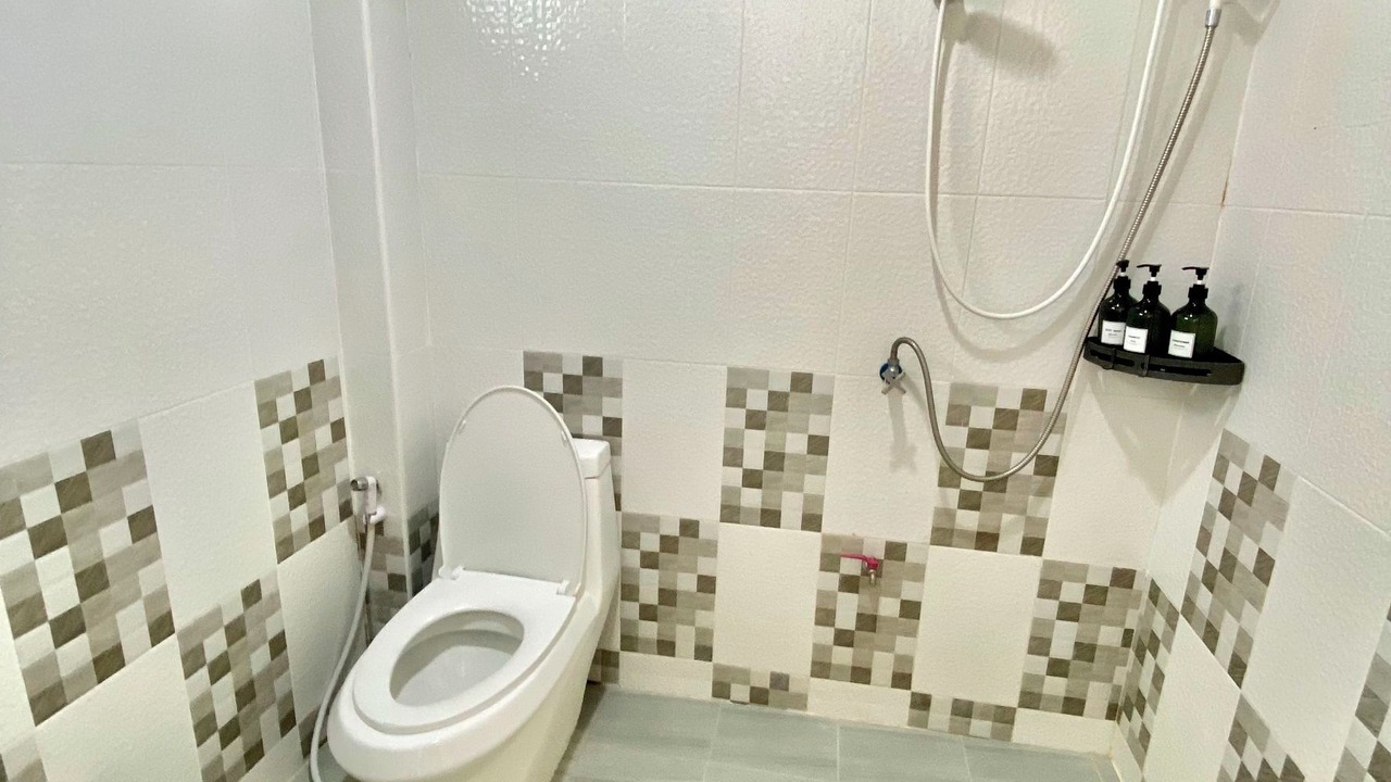 Photo of Bathroom in Ratchathewi