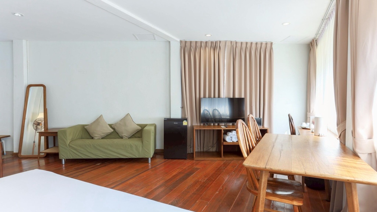 Photo of Bedroom in Bang Khun Phrom