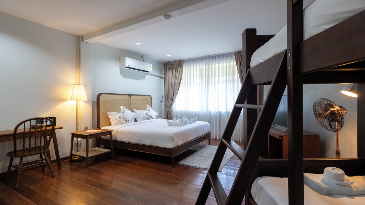 Photo of Bedroom in Bang Khun Phrom
