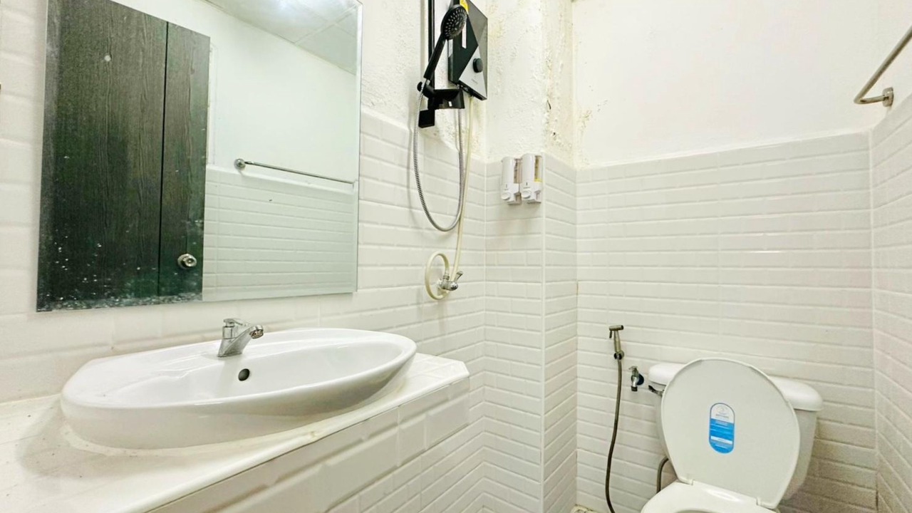 Photo of Bathroom in Bang Bua Thong