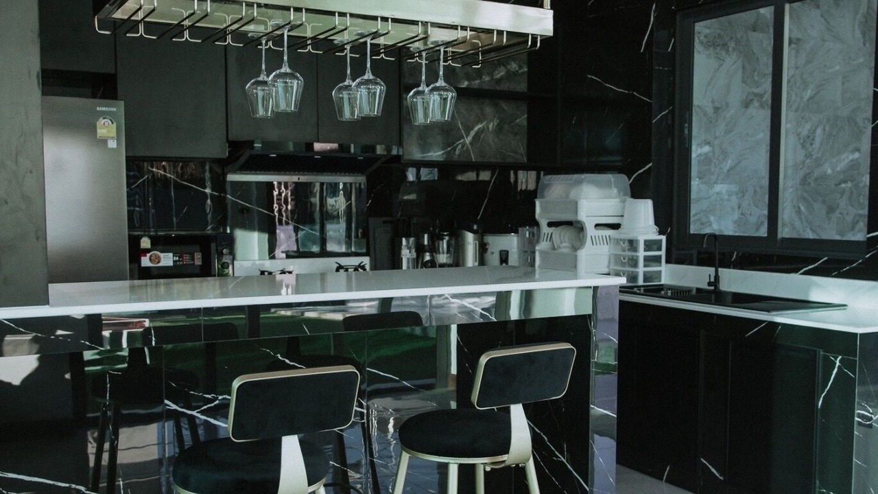Photo of Kitchen in Laem Sing