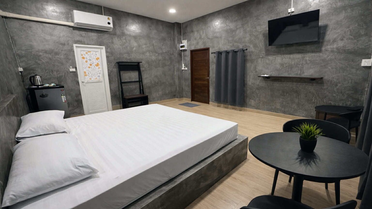 Photo of Bedroom in Tha Muang