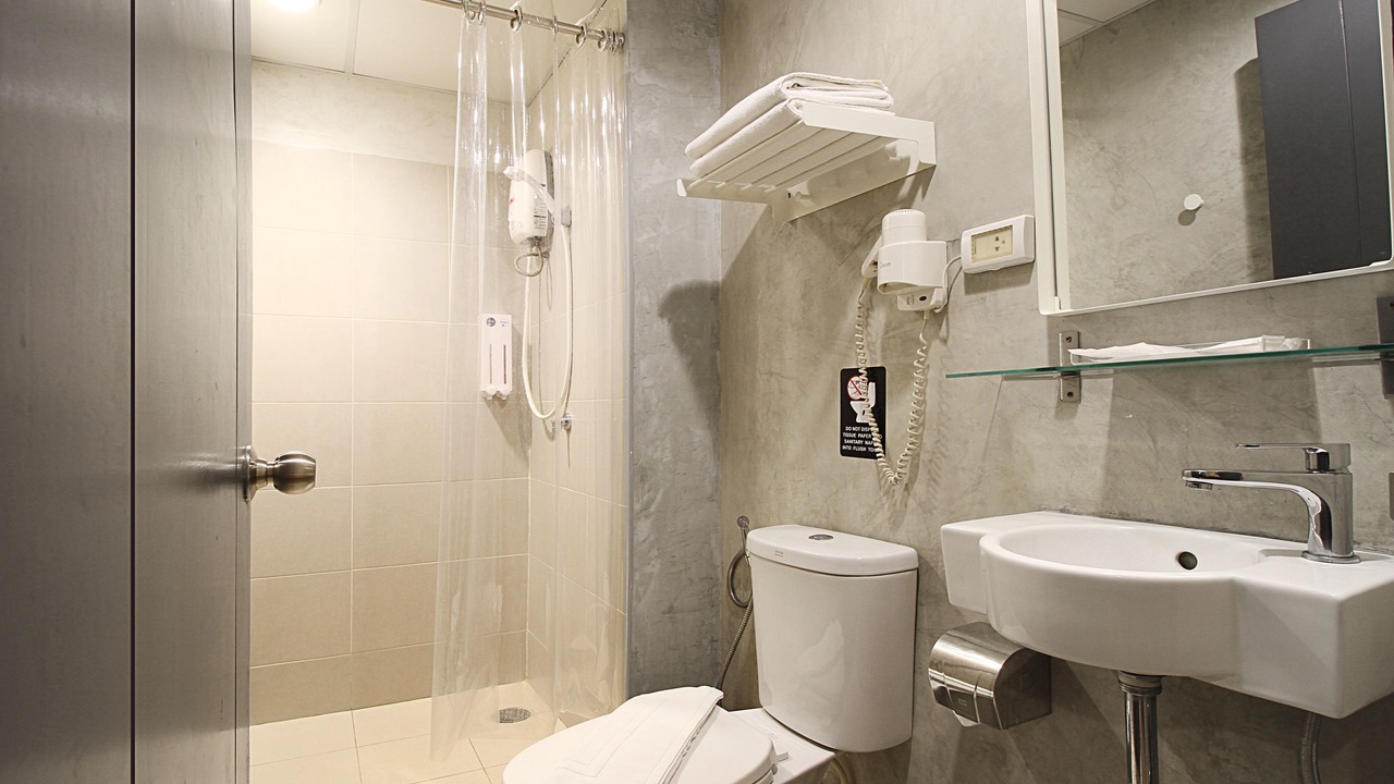 Photo of Bathroom in Thung Maha Mek