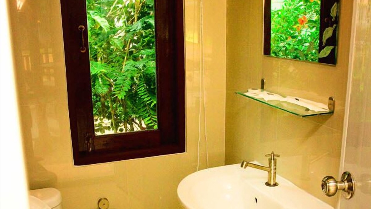 Photo of Bathroom in Saphli