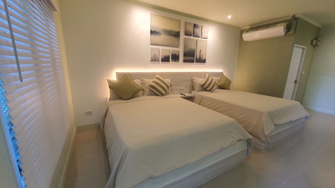 Photo of Bedroom in Khanong Phra