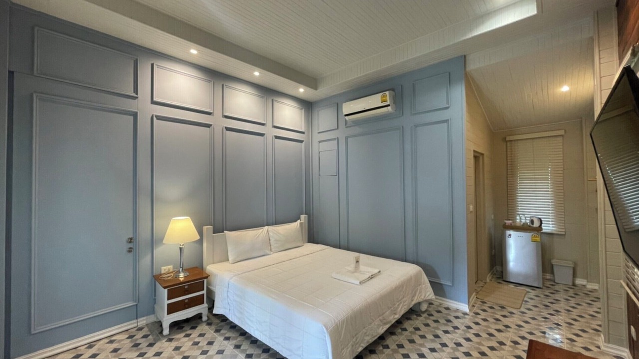 Photo of Bedroom in Khanong Phra