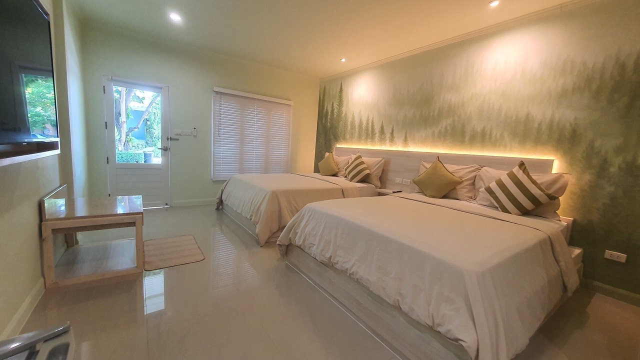 Photo of Bedroom in Khanong Phra