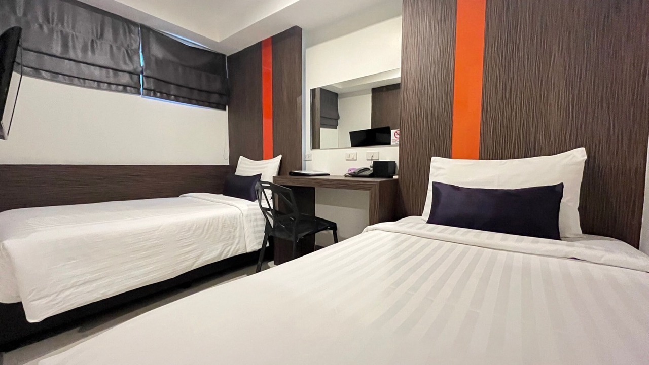 Photo of Bedroom in Thanon Phaya Thai