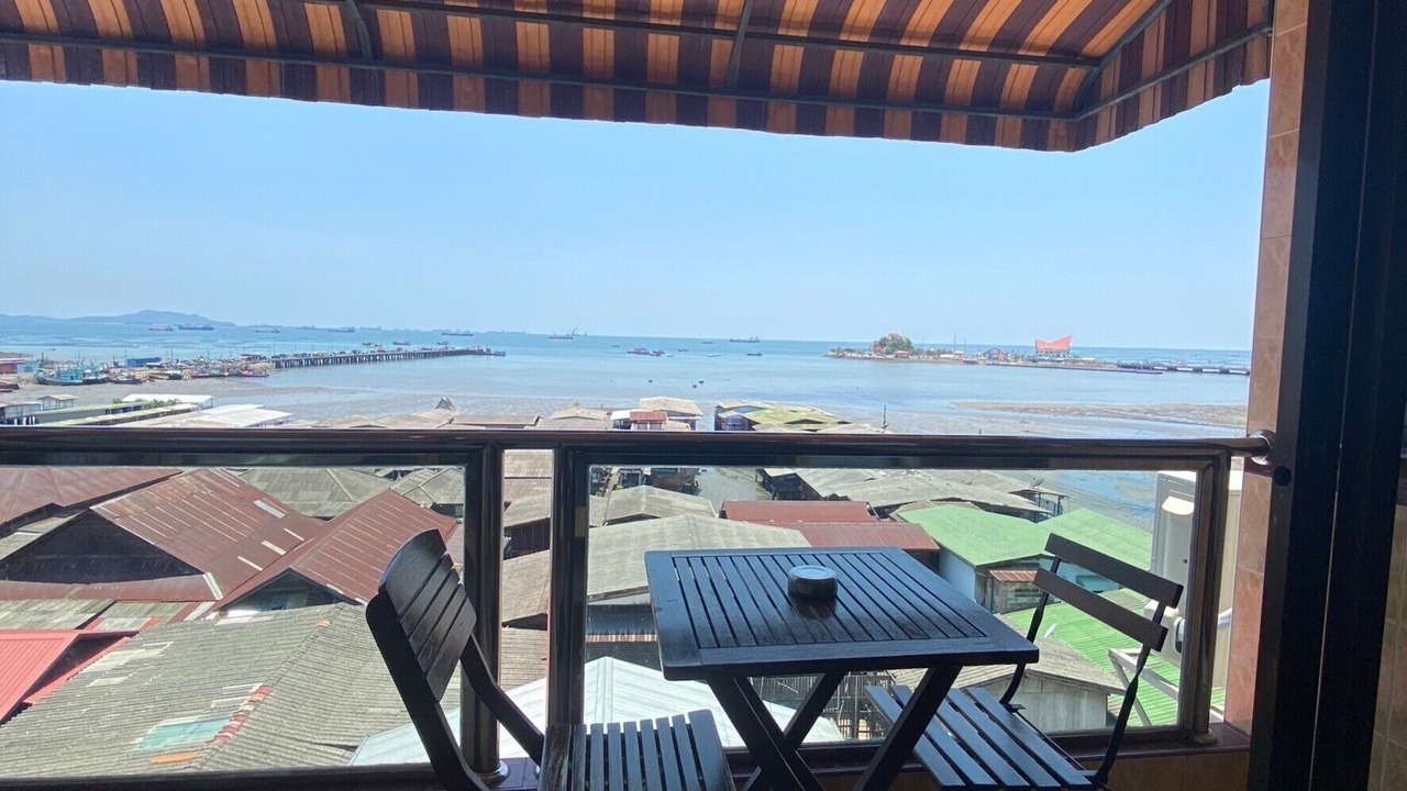 Photo of Patio Balcony in Tha Thaewawong