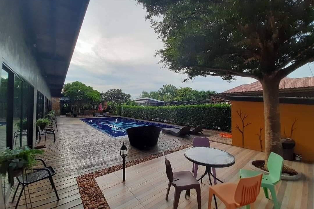 Photo of Outdoor in Hin Lek Fai