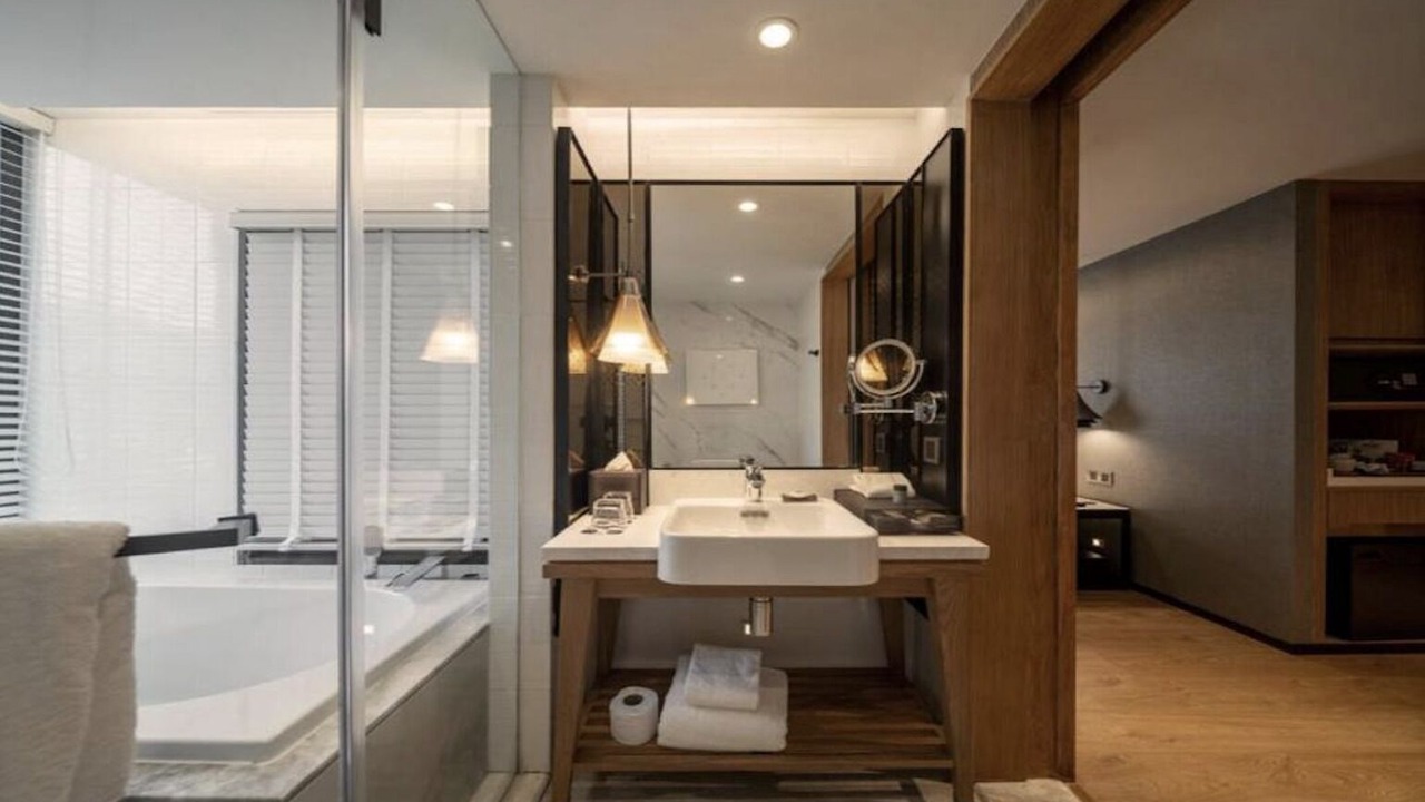 Photo of Bathroom in Khlong Tan