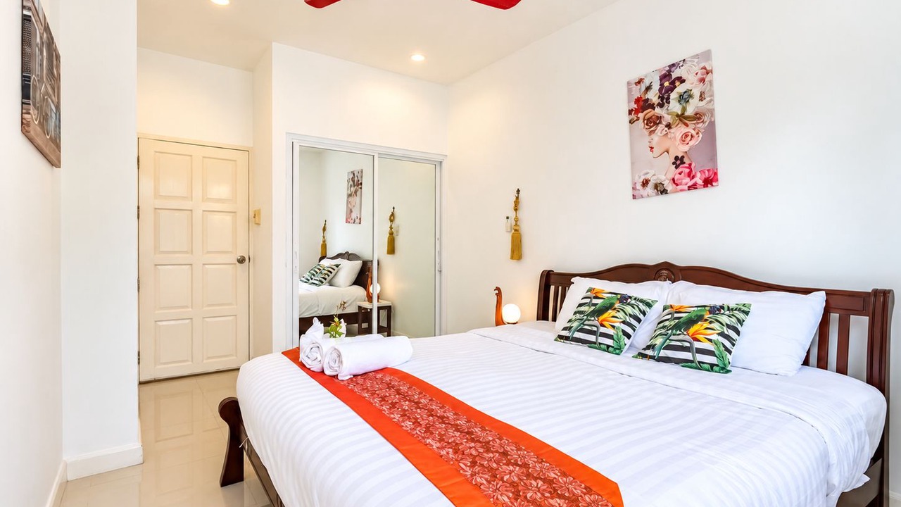 Photo of Bedroom in Chalong