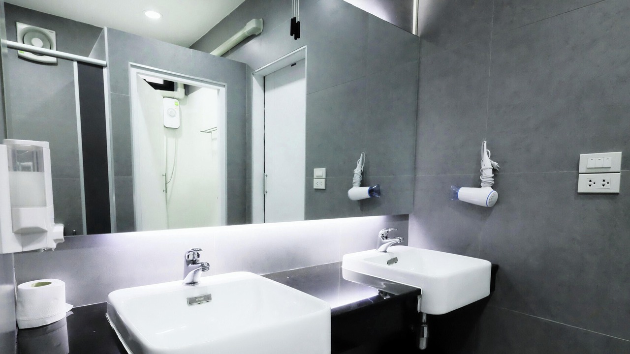 Photo of Bathroom in Lak Si