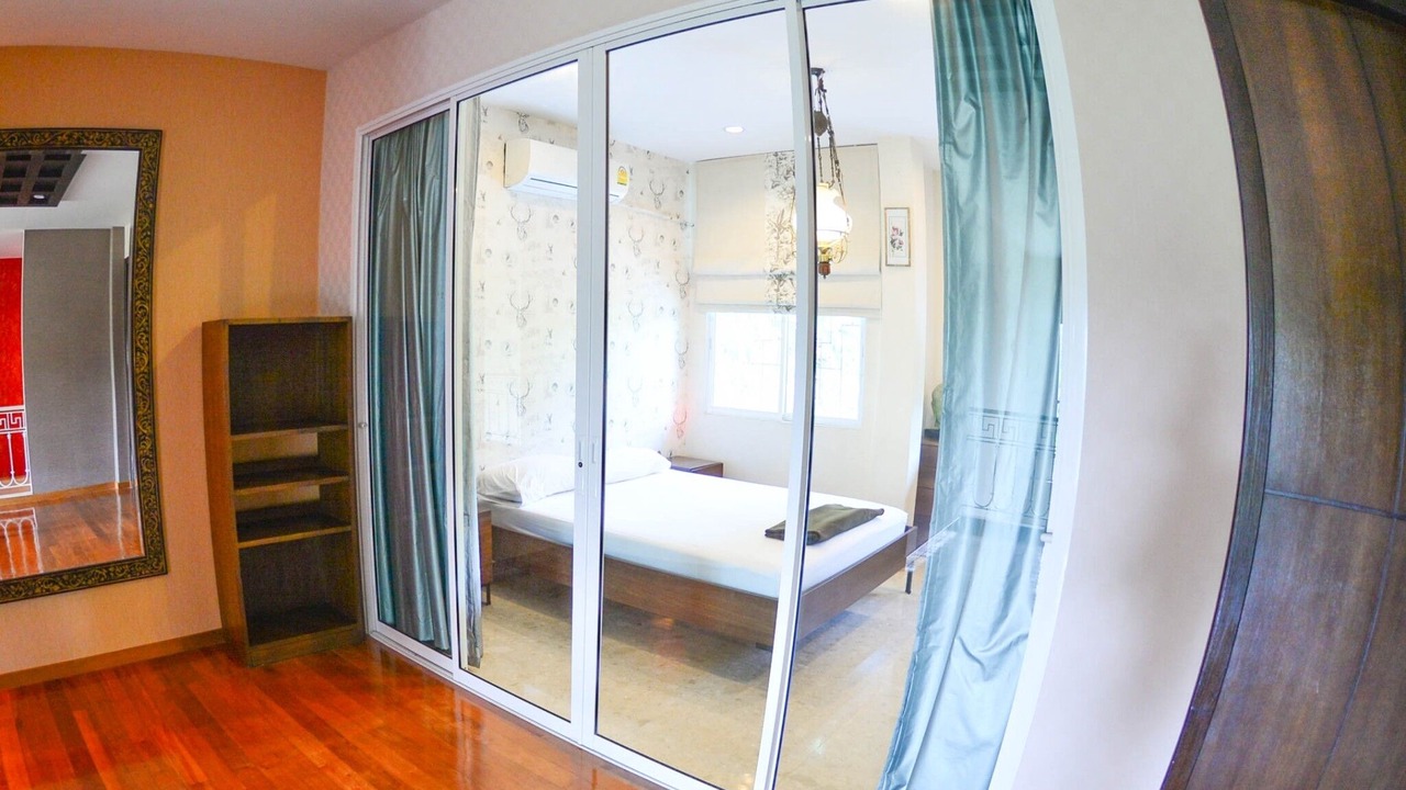 Photo of Bedroom in Na Chom Thian