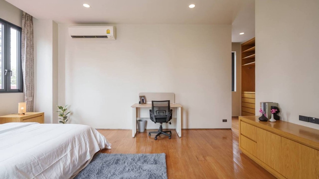 Photo of Bedroom in Ekkamai