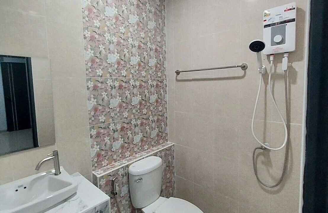 Photo of Bathroom in Map Yang Phon