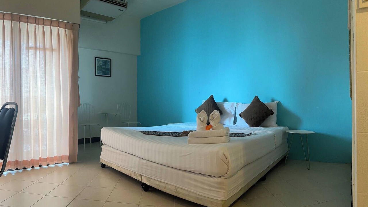 Photo of Bedroom in Thanon Phaya Thai