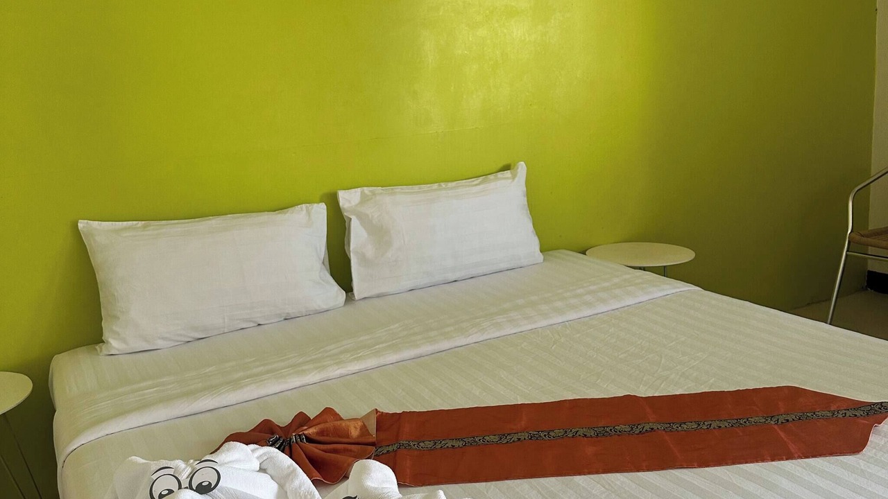 Photo of Bedroom in Thanon Phaya Thai