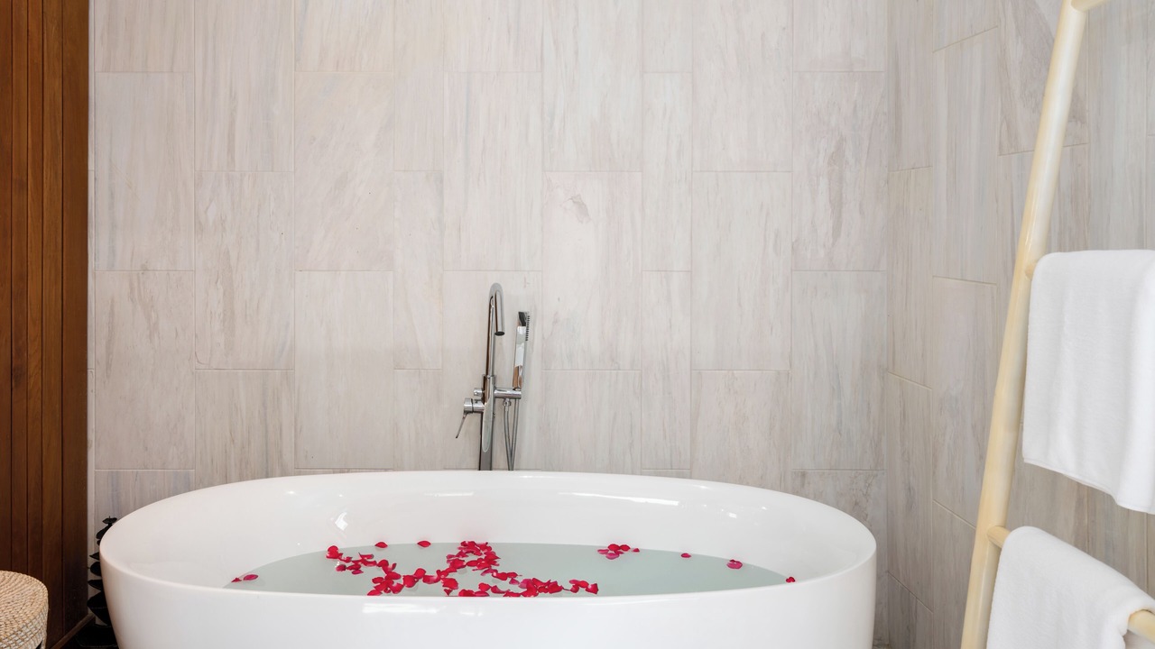 Photo of Bathroom in Laem Set
