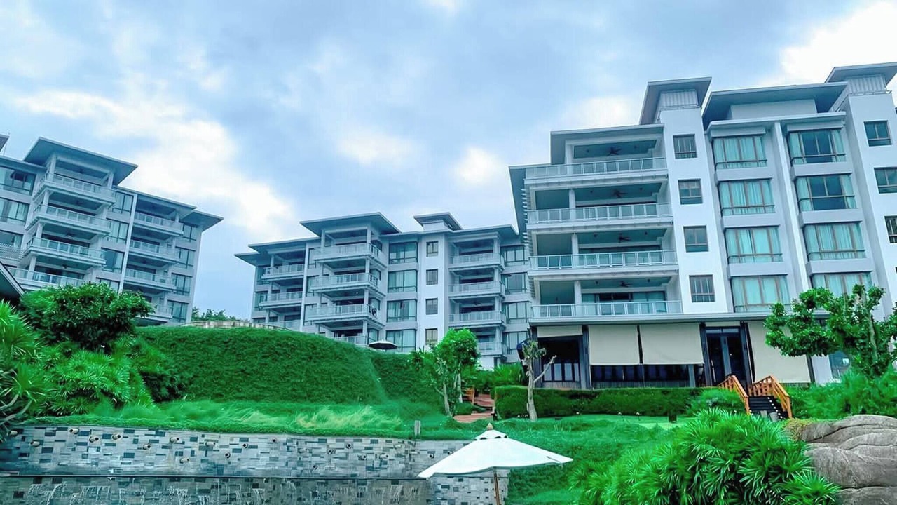 Photo of Outdoor in Laem Set