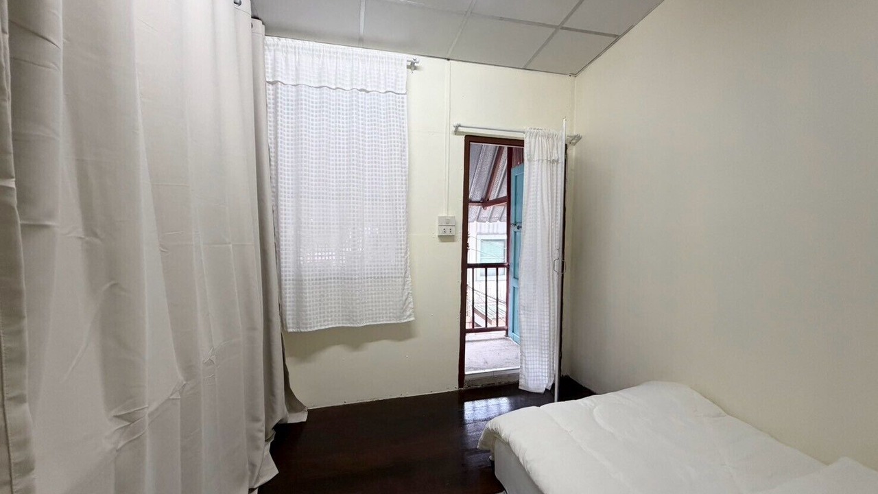Photo of Bedroom in Talat Phlu