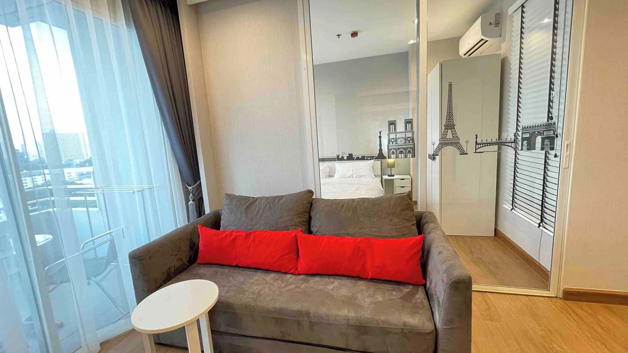 Photo of Livingroom in Khlong Ton Sai