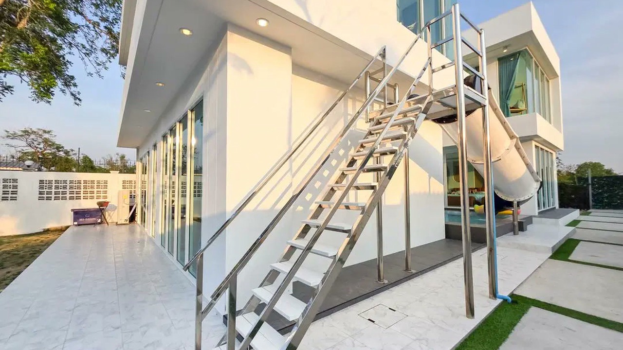 Photo of Patio Balcony in Na Chom Thian