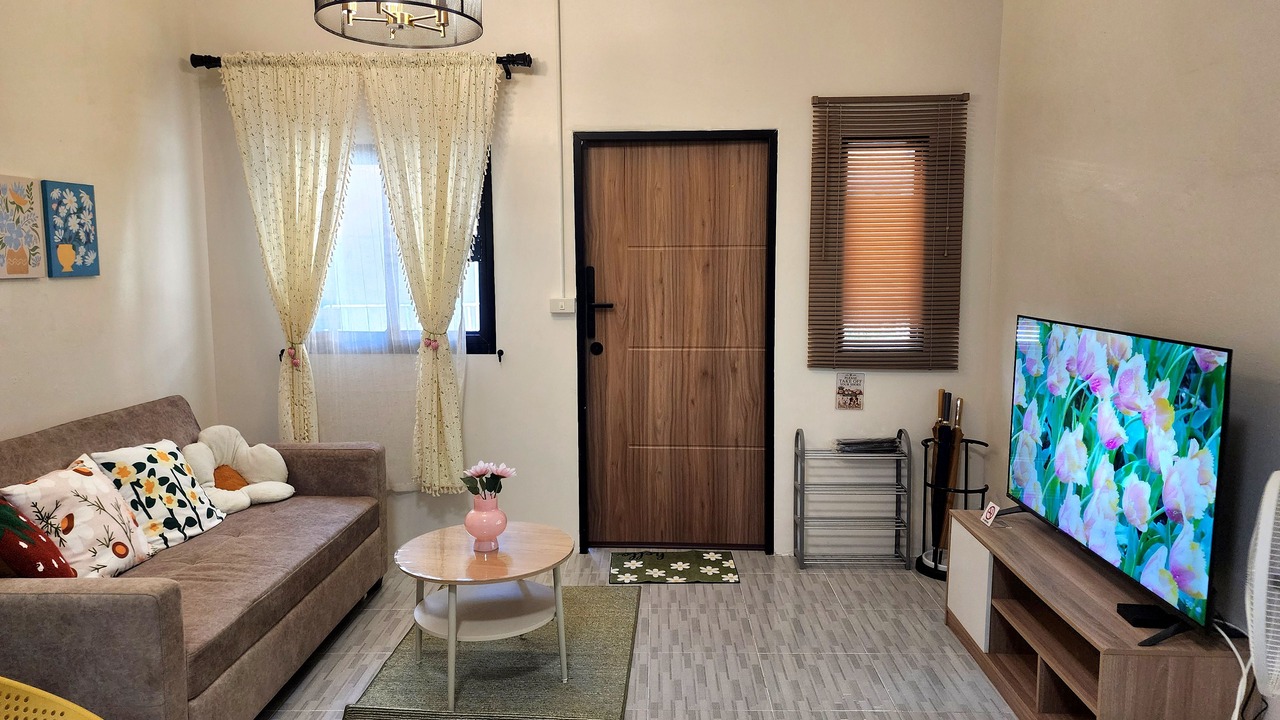 Photo of Livingroom in Yan Nawa