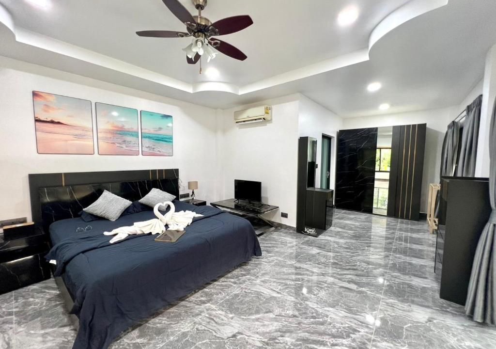 Photo of Bedroom in Khuekkhak
