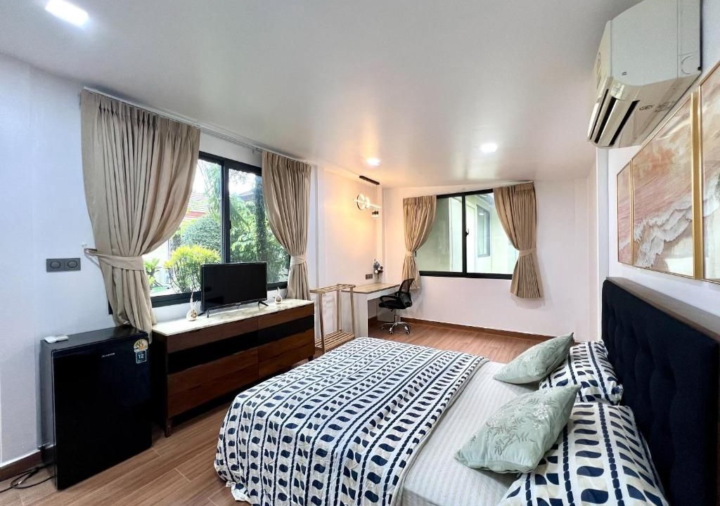 Photo of Bedroom in Khuekkhak