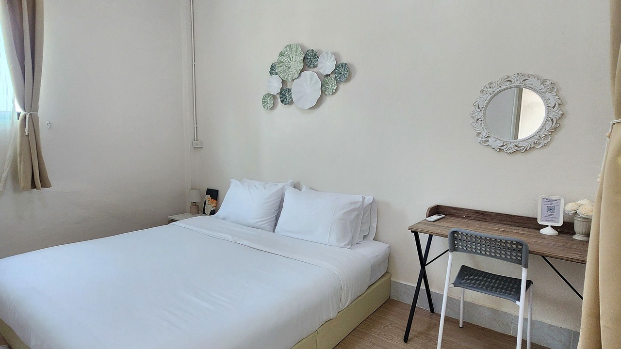 Photo of Bedroom in Yan Nawa
