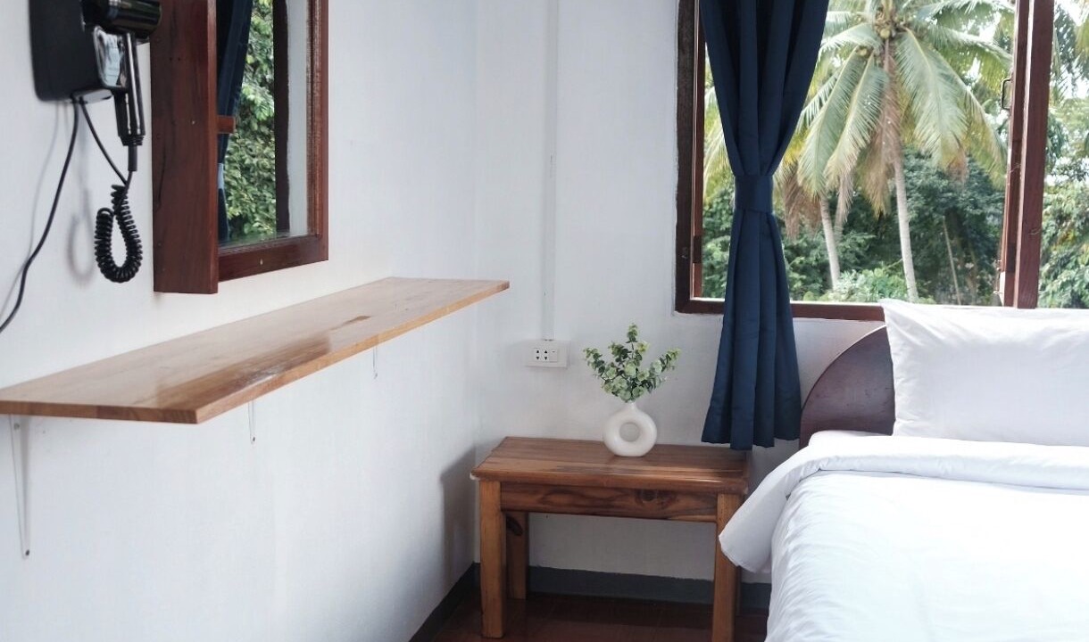 Photo of Bedroom in Bokeo Province