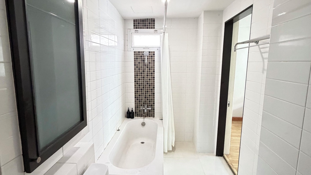 Photo of Bathroom in Thonglor