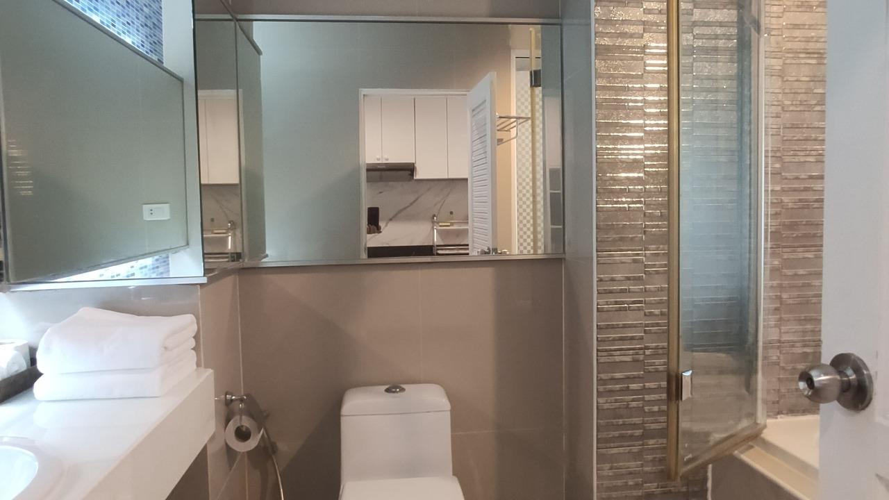 Photo of Bathroom in Pattaya Bay