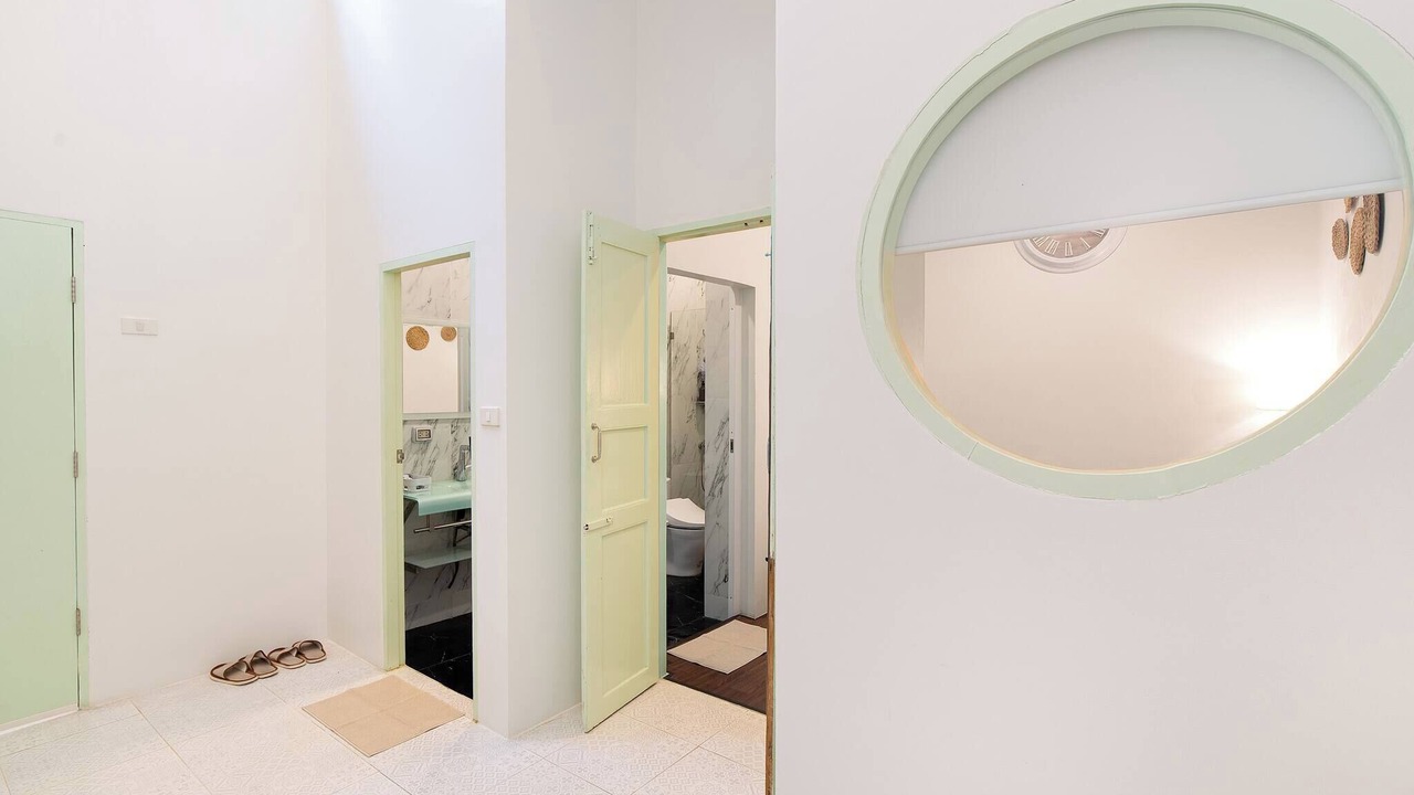 Photo of Bathroom in Si Phraya