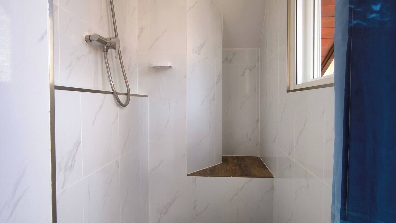 Photo of Bathroom in Klong Son